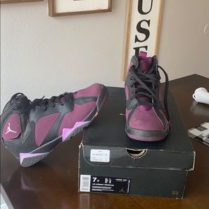 Air Jordan Retro 7 “Mulberry”